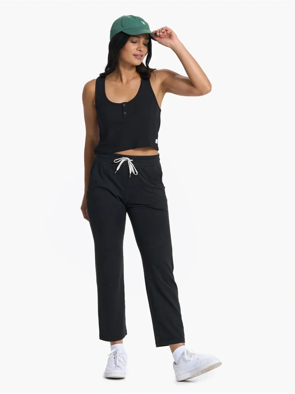 Vuori Black Cove Cropped Tank Size XS - Picture 2 of 6